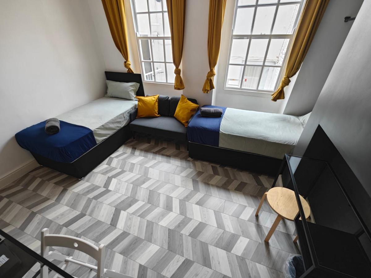 2 Bedroom 2 Bathroom Apartment In Old St - Shoreditch - Zone 1 Лондон Экстерьер фото