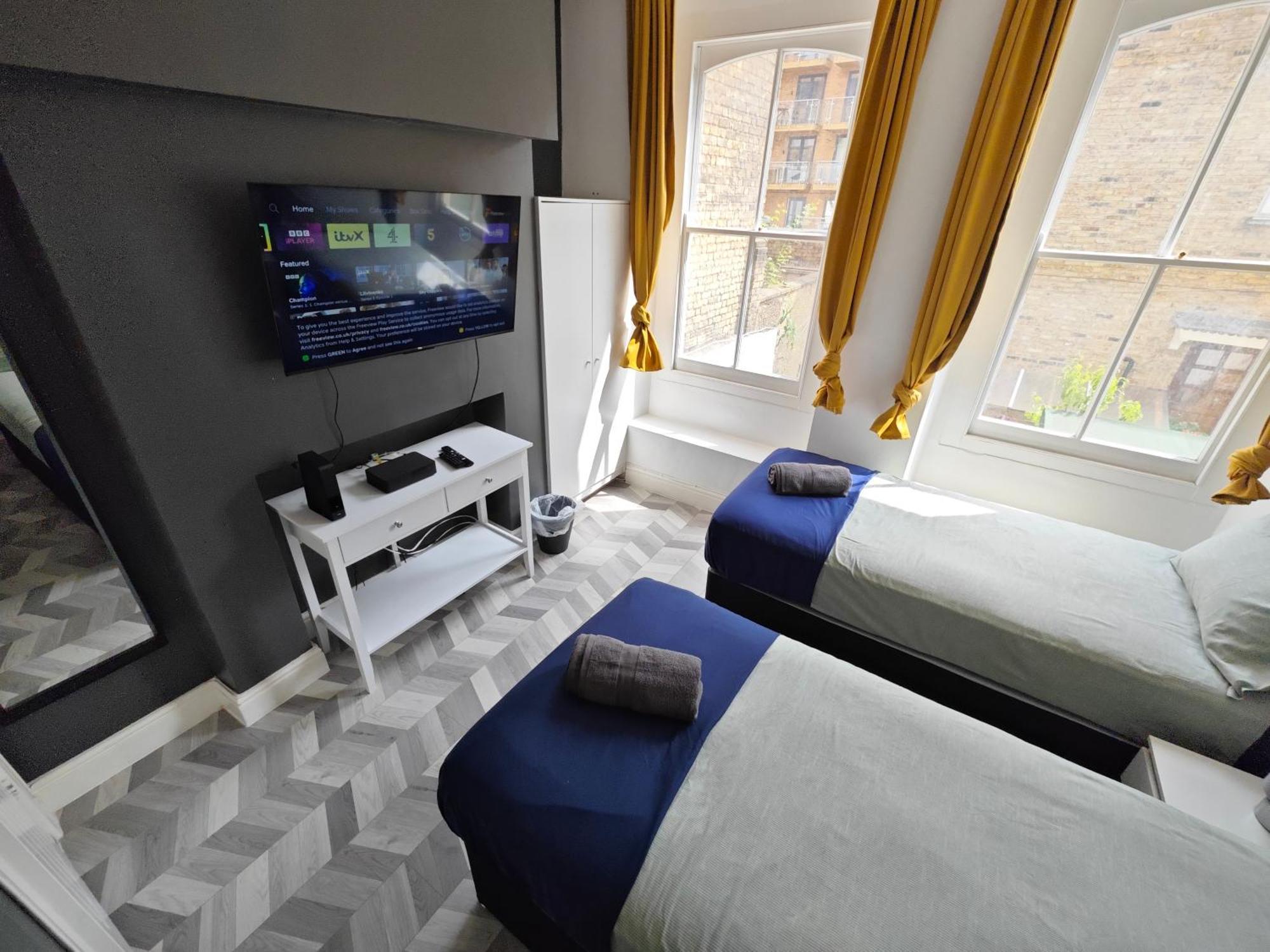 2 Bedroom 2 Bathroom Apartment In Old St - Shoreditch - Zone 1 Лондон Экстерьер фото