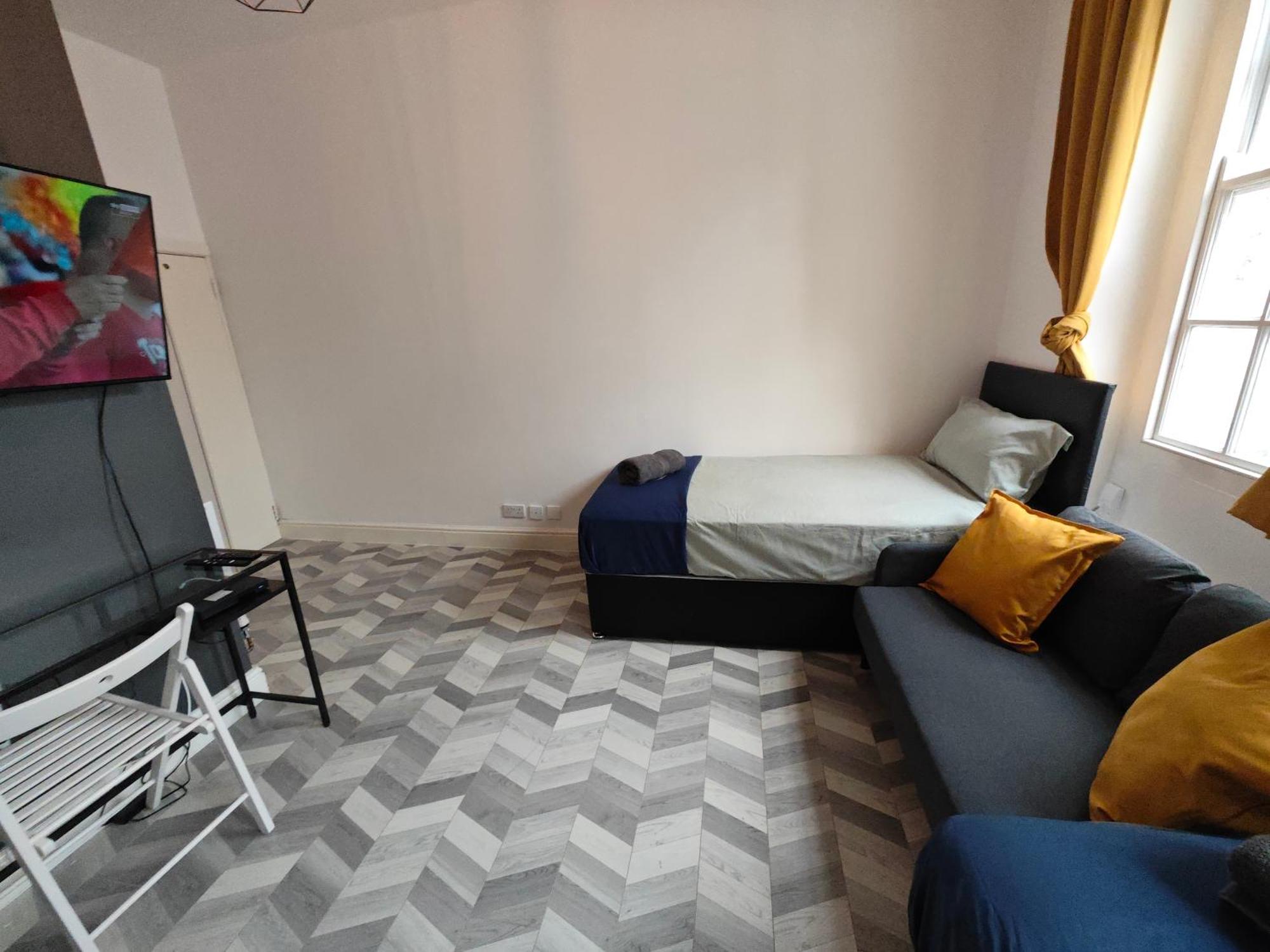 2 Bedroom 2 Bathroom Apartment In Old St - Shoreditch - Zone 1 Лондон Экстерьер фото