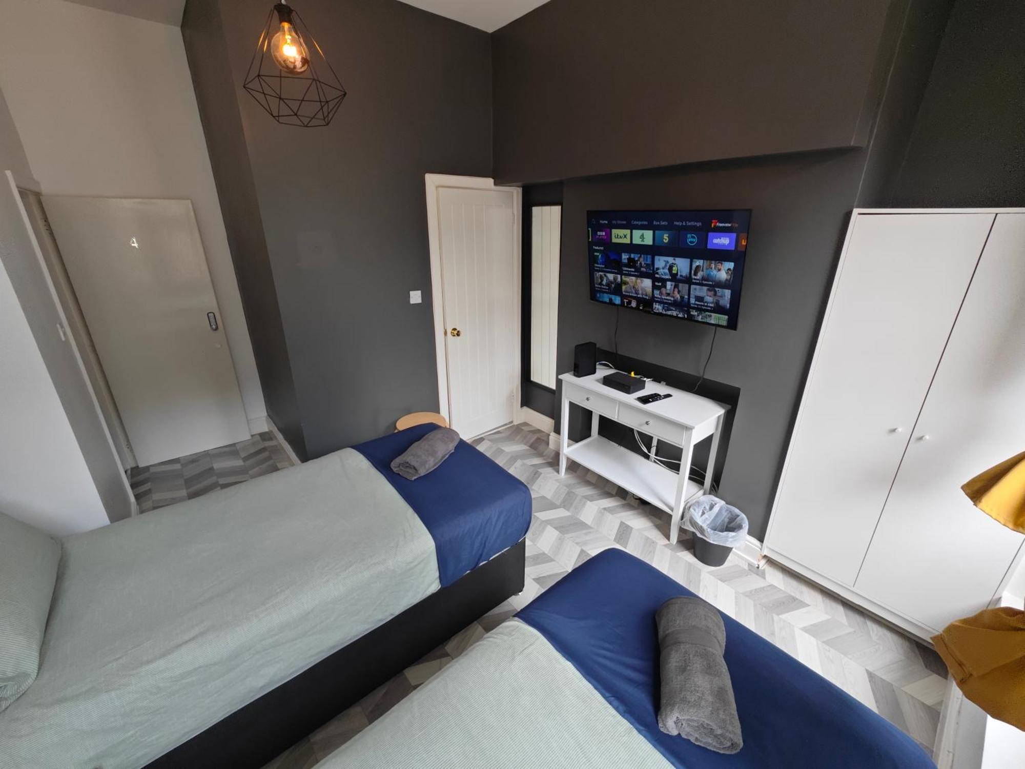 2 Bedroom 2 Bathroom Apartment In Old St - Shoreditch - Zone 1 Лондон Экстерьер фото